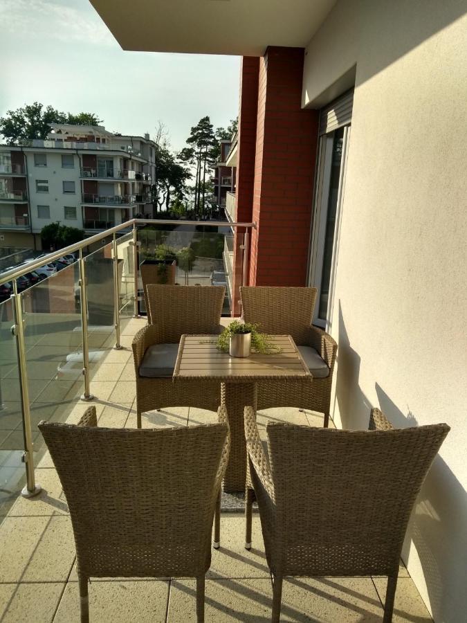 Apartament 7M Z Basenem W Jednym Budynku Klifowa Rewal Bon Turystyczny !!! Free Private Parking Exterior foto