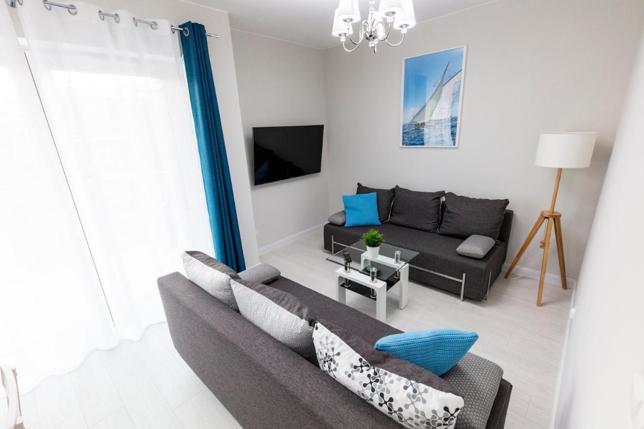 Apartament 7M Z Basenem W Jednym Budynku Klifowa Rewal Bon Turystyczny !!! Free Private Parking Exterior foto